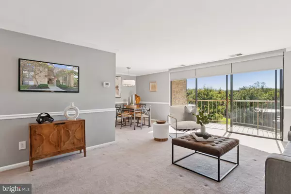 Temple Hills, MD 20748,3341 HUNTLEY SQUARE DR #A-1