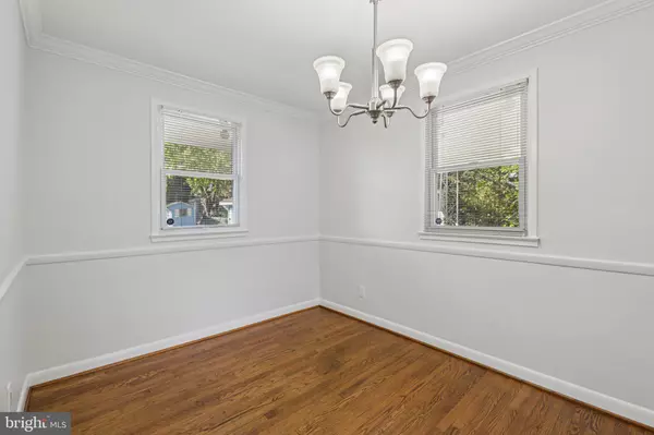 Oxon Hill, MD 20745,303 BROCKTON RD