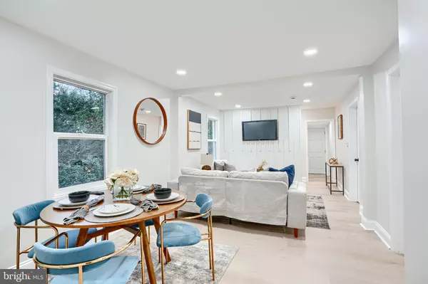 Baltimore, MD 21221,2 SIDEWELL CT