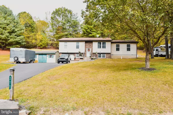 311 SWITZGABEL DR, Brodheadsville, PA 18322