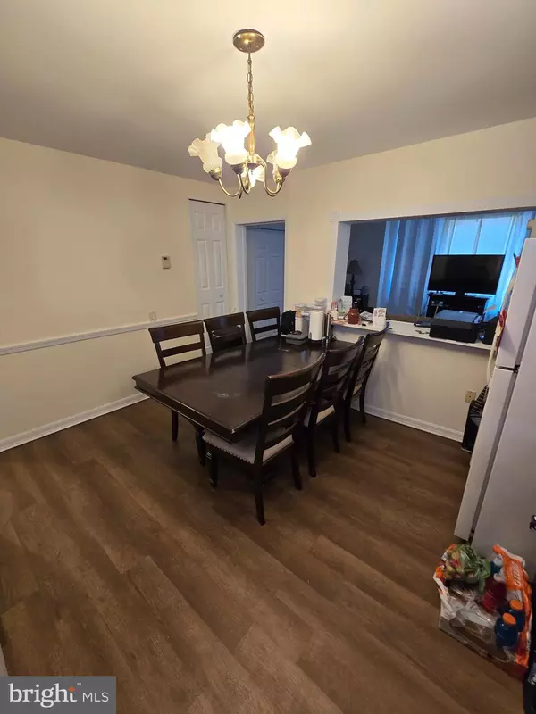 Reading, PA 19601,1627 CENTRE AVE