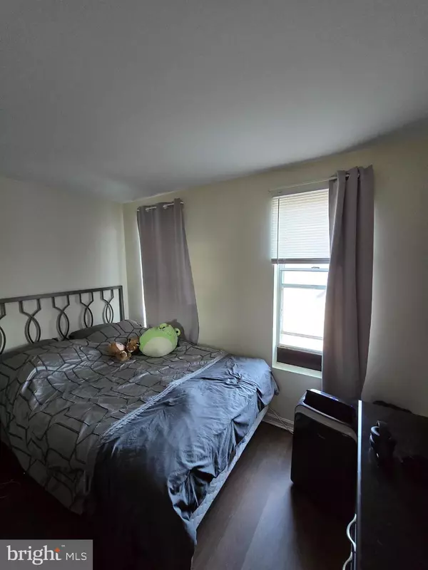 Reading, PA 19601,1627 CENTRE AVE