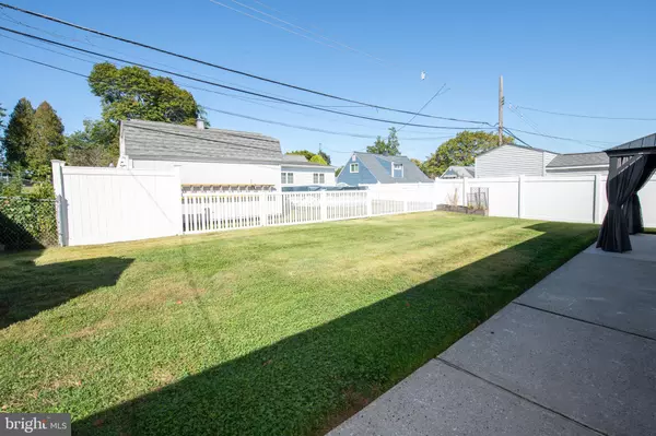 Levittown, PA 19057,7 CANAL RD