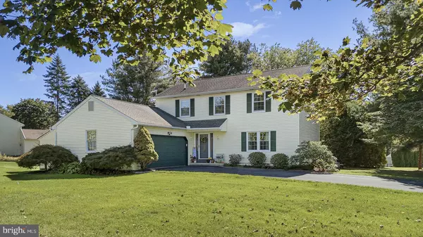 16 BRIDLE CT E, Glenmoore, PA 19343