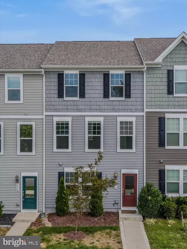 179 PRESIDENTS POINTE AVE, Ranson, WV 25438