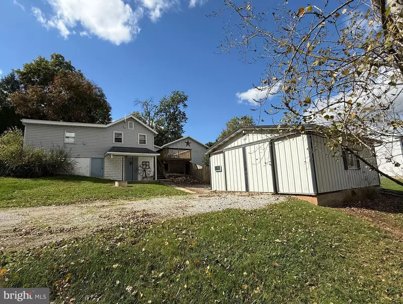 655 ABBOTTSTOWN PIKE, Abbottstown, PA 17301