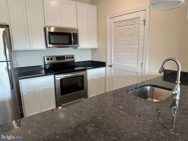 Phoenixville, PA 19460,1033 W BRIDGE ST #100