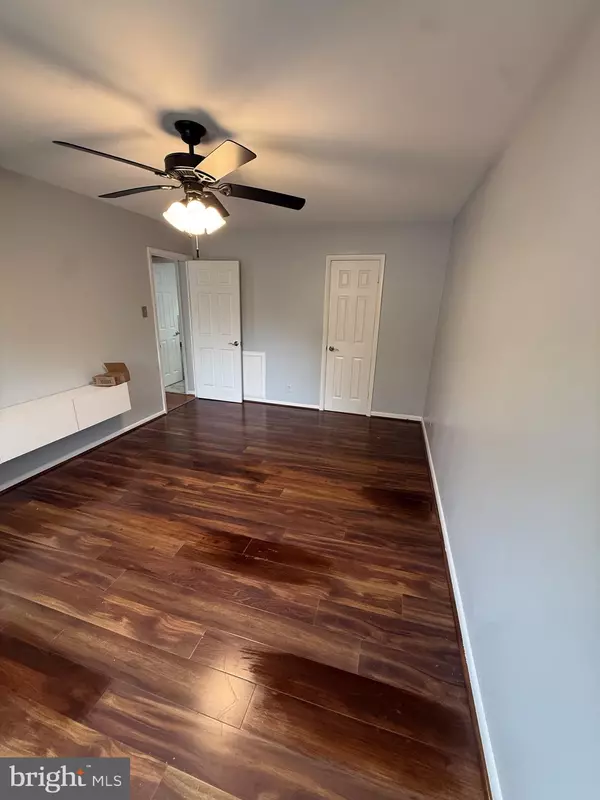 Woodbridge, VA 22192,12650 DARA DR #204