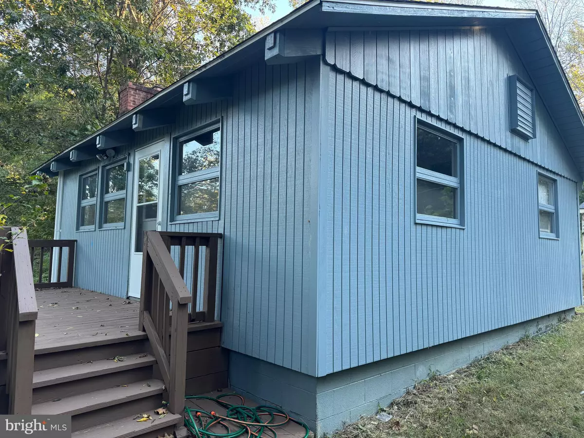 Front Royal, VA 22630,272 JUNIPER DR