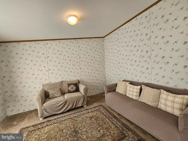 Hebron, MD 21830,26812 CROSSBILL CT