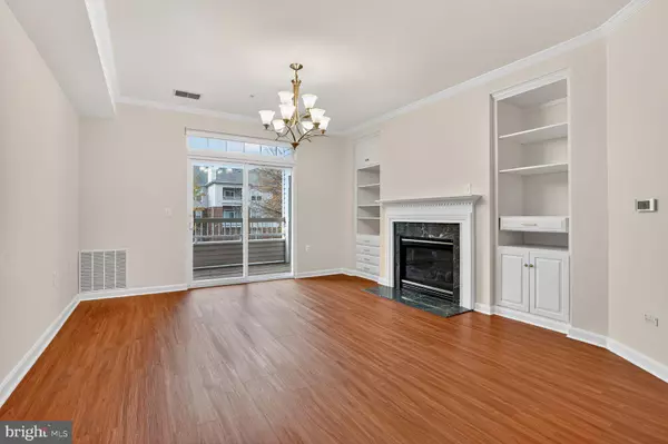 Fairfax, VA 22033,4300-O CANNON RIDGE CT #14