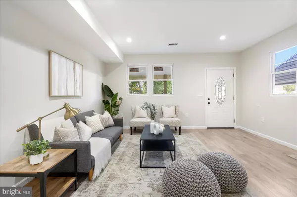 Baltimore, MD 21215,5218 CUTHBERT AVE