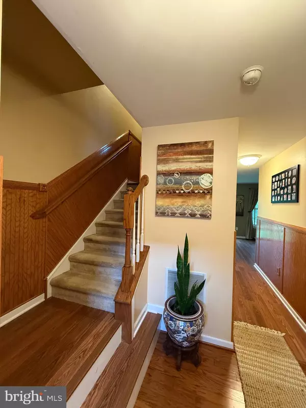 Vineland, NJ 08361,2102 E OAK RD #M4