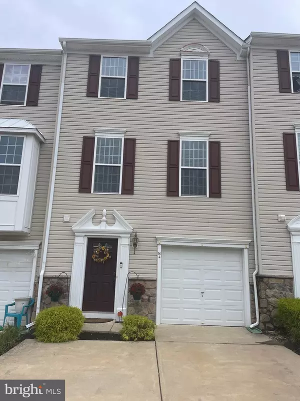 Vineland, NJ 08361,2102 E OAK RD #M4