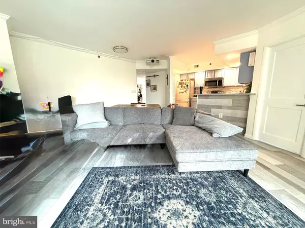 Arlington, VA 22201,1001 N VERMONT ST #502