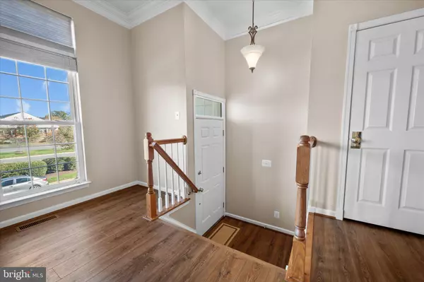 Chantilly, VA 20152,25304 WHIPPOORWILL TER