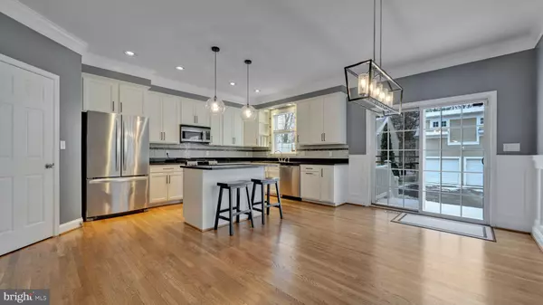 1833-B DREW ST, Annapolis, MD 21401