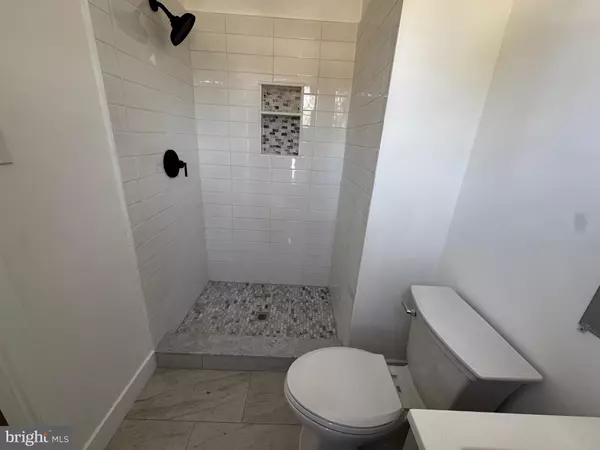 Mantua, NJ 08051,633 FOXTON CT
