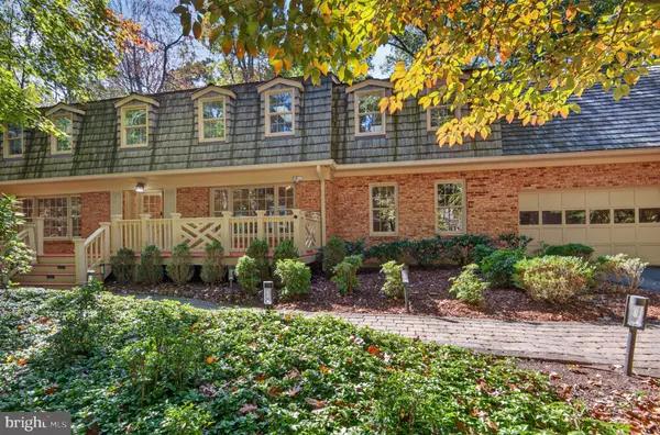 Reston, VA 20191,11813 TRIPLE CROWN RD