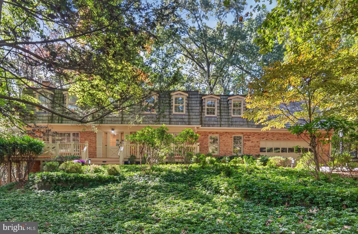 Reston, VA 20191,11813 TRIPLE CROWN RD