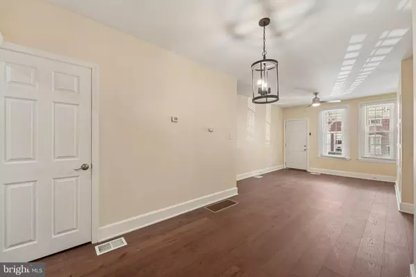 Norristown, PA 19401,637 KOHN