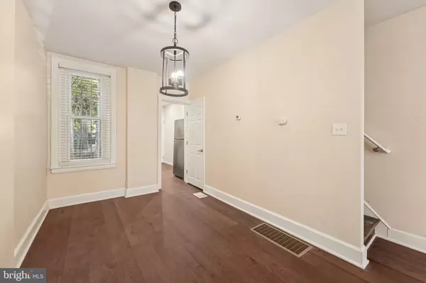 Norristown, PA 19401,637 KOHN