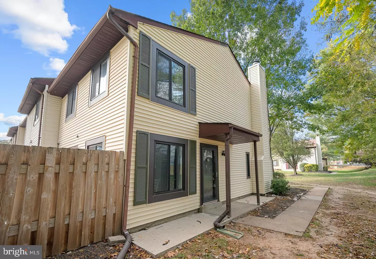 Woodbridge, VA 22192,2549 FOX RIDGE CT #68