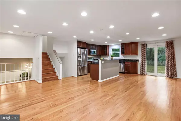 Herndon, VA 20171,2653 FANIEUL HALL CT