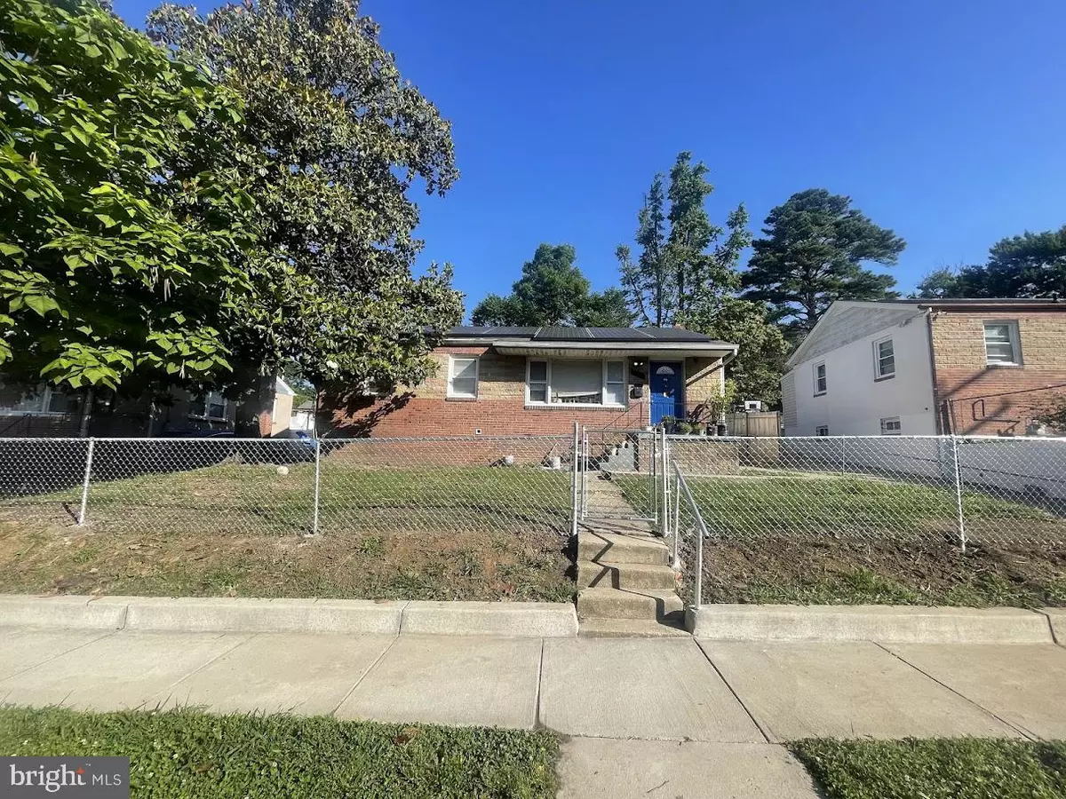 Hyattsville, MD 20784,6906 PARKWOOD ST #C