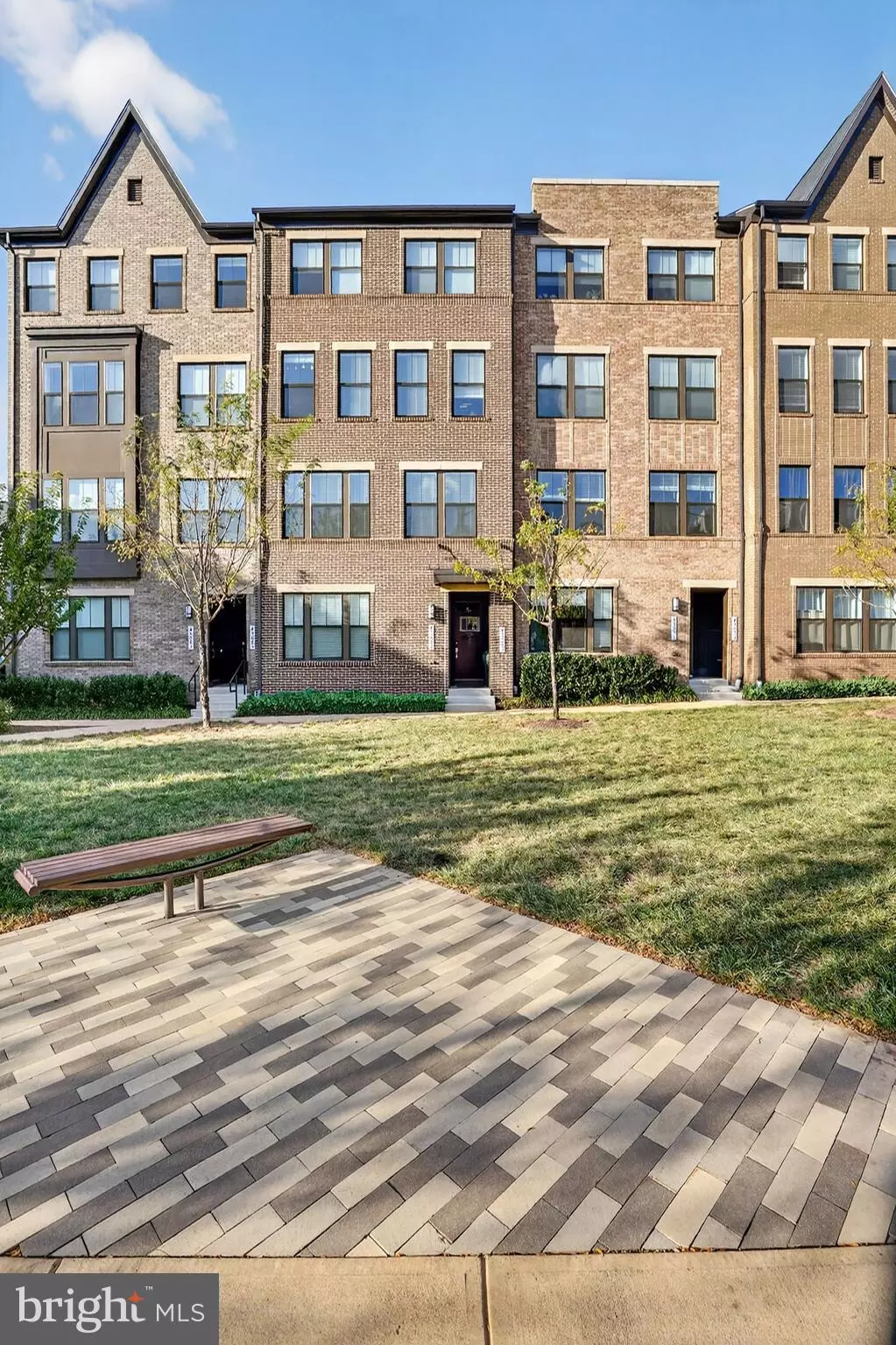 Sterling, VA 20166,45087 CAPPAMORE TER