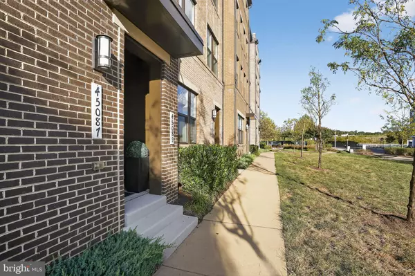 Sterling, VA 20166,45087 CAPPAMORE TER