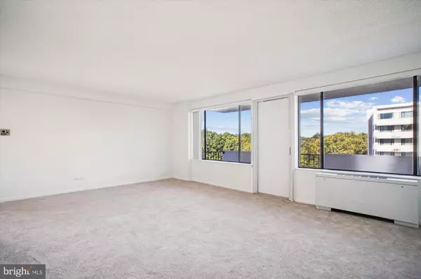 Arlington, VA 22203,4501 ARLINGTON BLVD #603