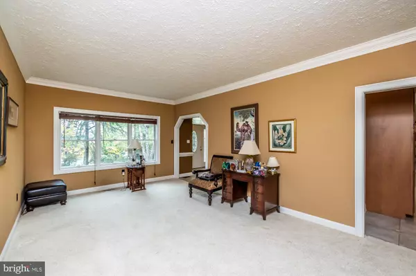 North Wales, PA 19454,981 HORSHAM RD