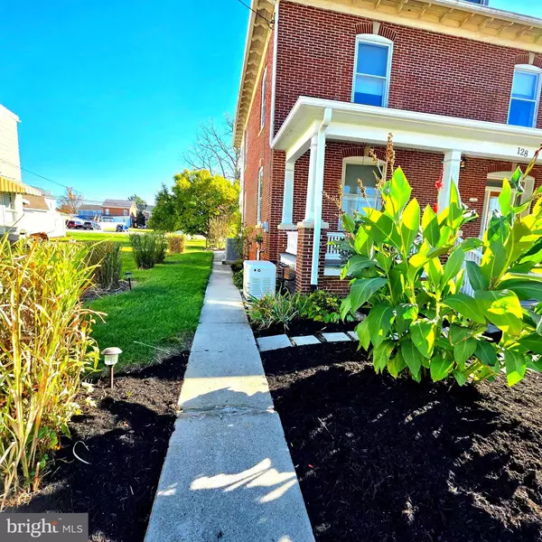 Mc Sherrystown, PA 17344,128 NORTH ST