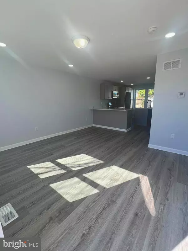 Wilmington, DE 19802,2721 N PINE ST