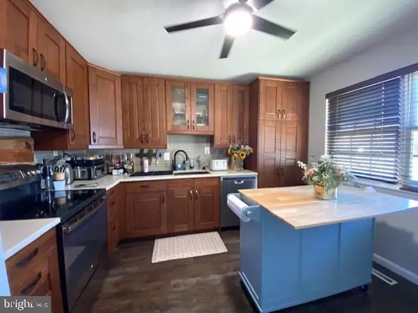 Chalfont, PA 18914,86 UNAMI TRL