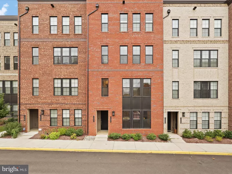 7552 SAWYER FARM WAY #1405, Mclean, VA 22102