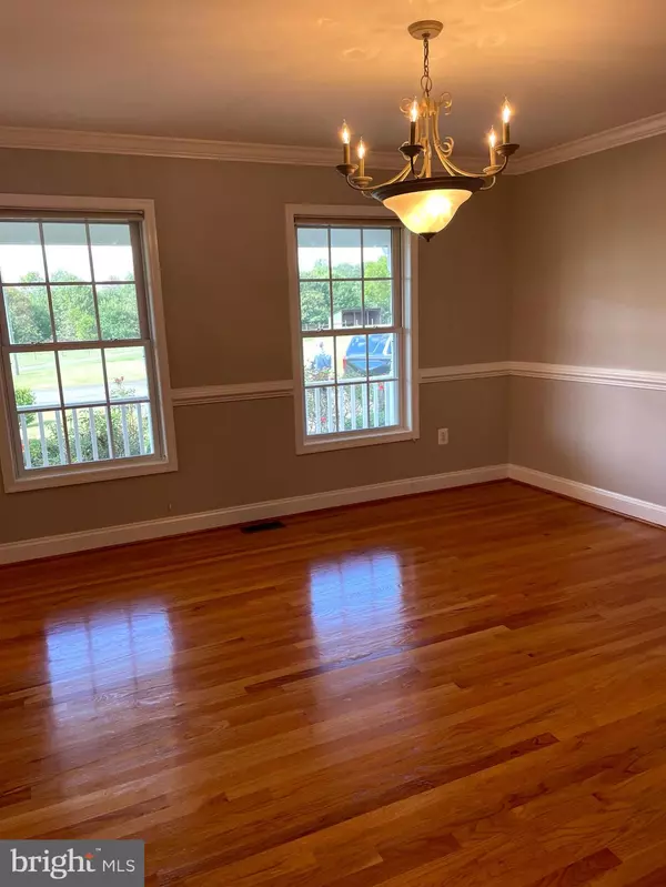 Nokesville, VA 20181,15205 FLEETWOOD DR