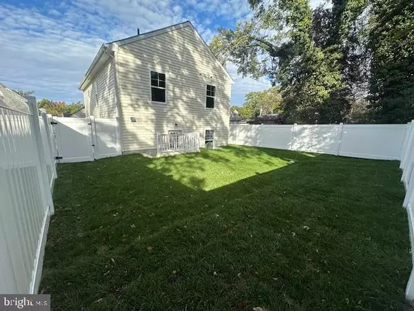 Glen Burnie, MD 21060,98 FOREST RD