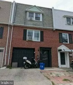 Upper Darby, PA 19082,423 ARLINGTON AVE