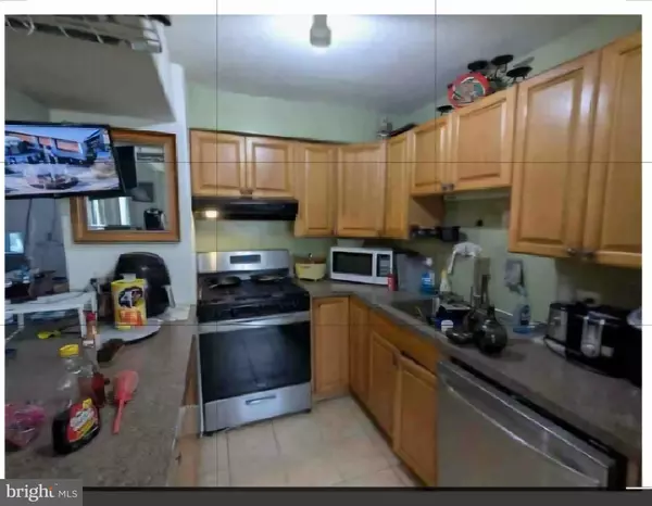 Upper Darby, PA 19082,423 ARLINGTON AVE