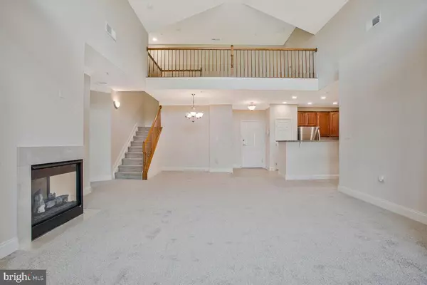 Columbia, MD 21045,8820 SHINING OCEANS WAY #410