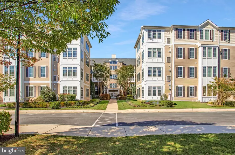 8820 SHINING OCEANS WAY #410, Columbia, MD 21045