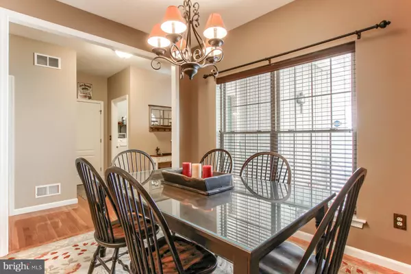 Harrisburg, PA 17111,5592 TWILIGHT DR