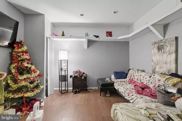 Philadelphia, PA 19140,4302-04 GERMANTOWN AVE