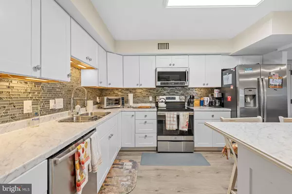 King Of Prussia, PA 19406,11004 VALLEY FORGE CIR #1004