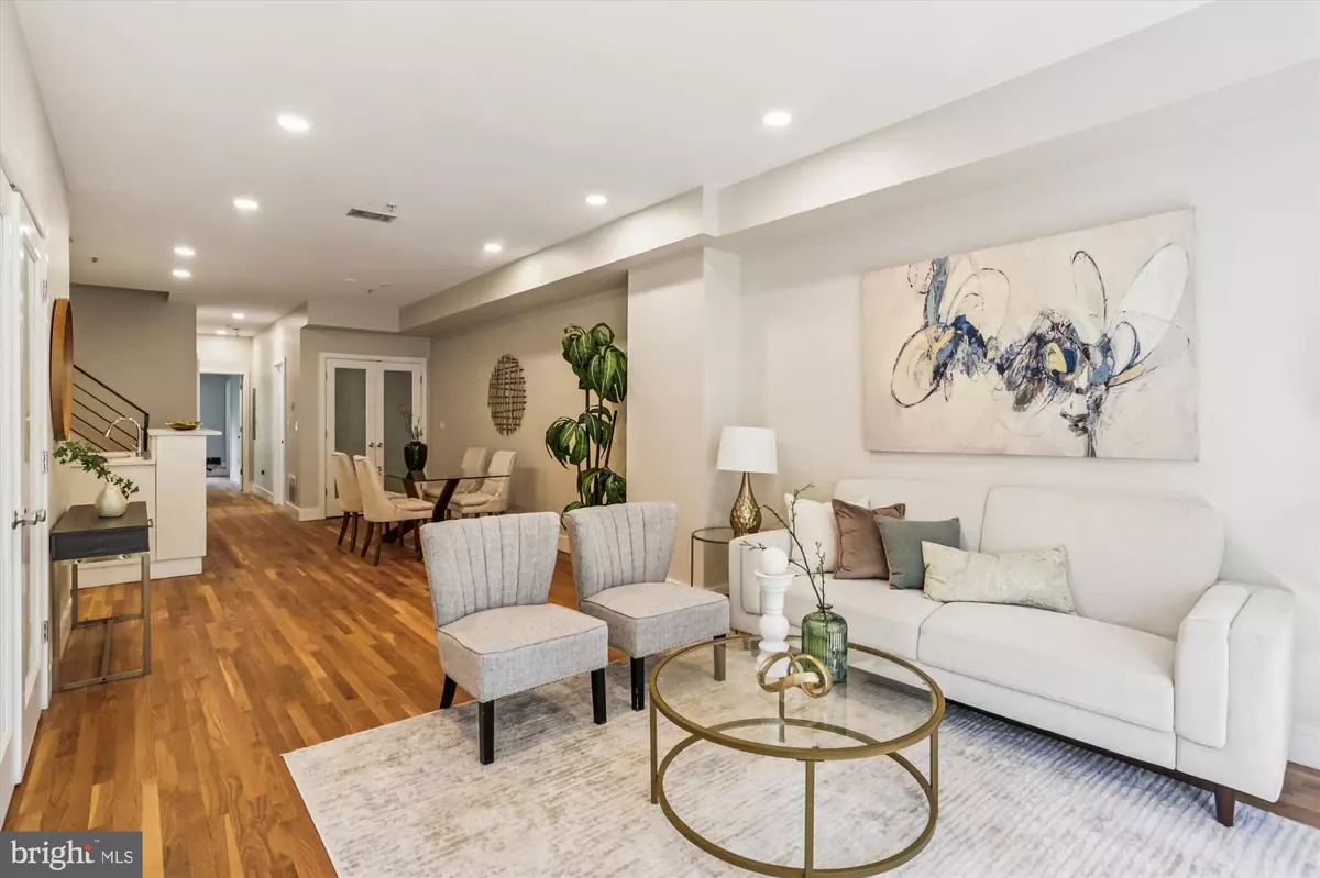 Washington, DC 20010,3222 13TH ST NW #2