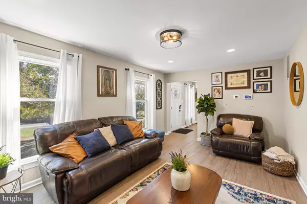 Warrenton, VA 20187,6666 KELLY RD