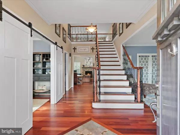 Occoquan, VA 22125,210 W LOCUST ST