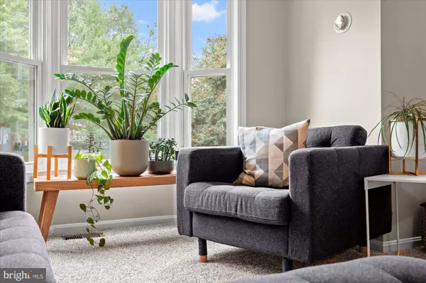 Alexandria, VA 22304,32 CARRIAGE HOUSE CIR